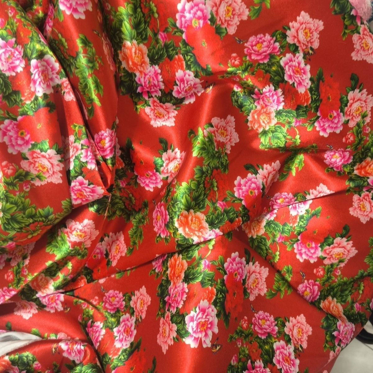 Tkanina satynowa z octanu z kw – Sewing In Textile recenzja i cena